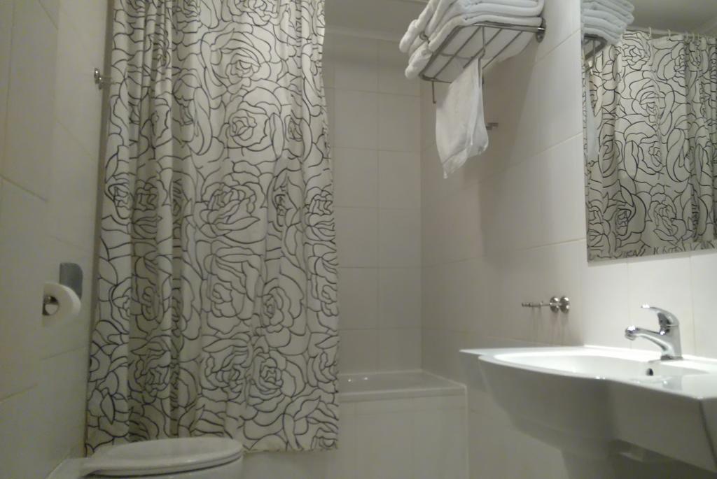 Hotel San Remo Zgierz Ruang foto